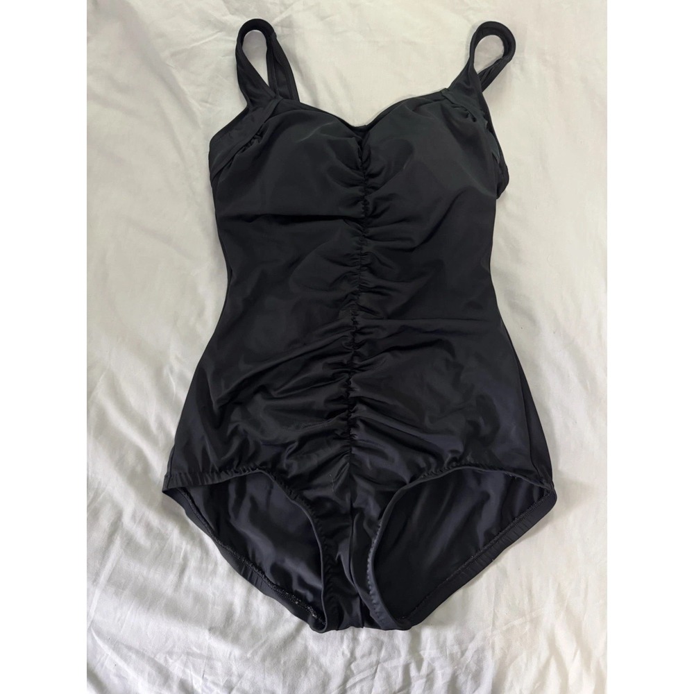 Azul Women's One‎ Piece Swimsuit Black Size 18 Classic Look Padded
